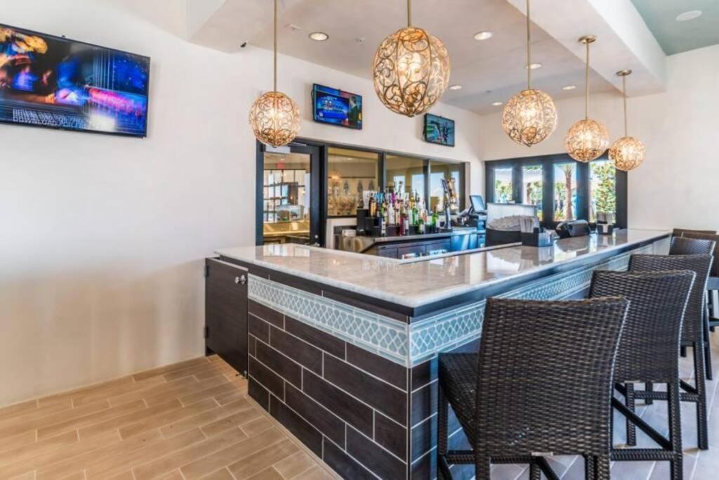 Stylish Cozy Family Getaway With Private Pool And View Ferienhaus *