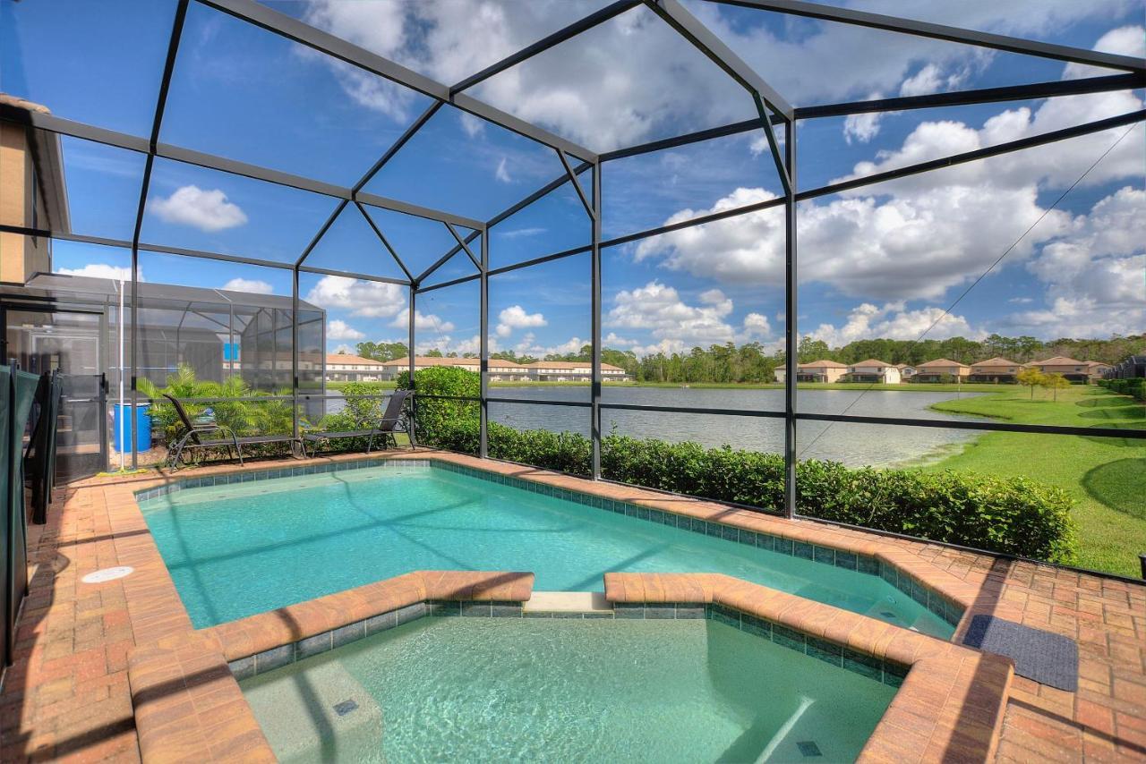 Stylish Cozy Family Getaway With Private Pool And View